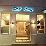 Nancy Hotel Chersonissos