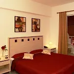 Nancy Hotel 2*