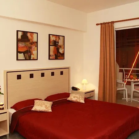 Nancy Hersonissos (Crete)