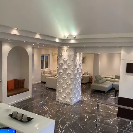 Hotel Nancy 3*