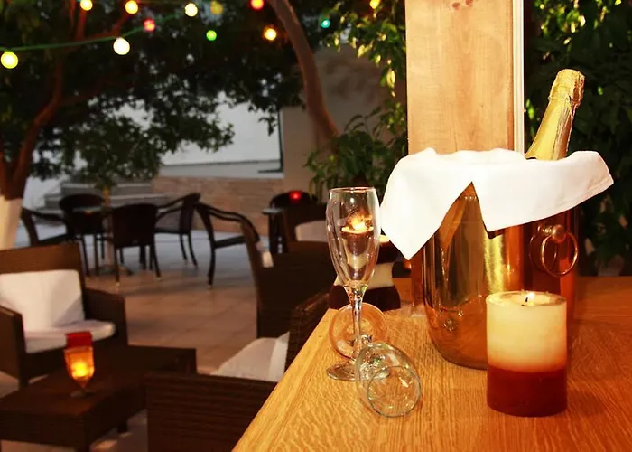 Nancy Hotel Hersonissos (Crete)